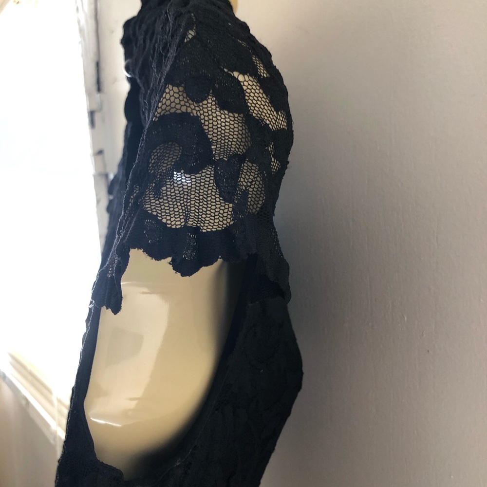 LBD - Picture 4 of 4